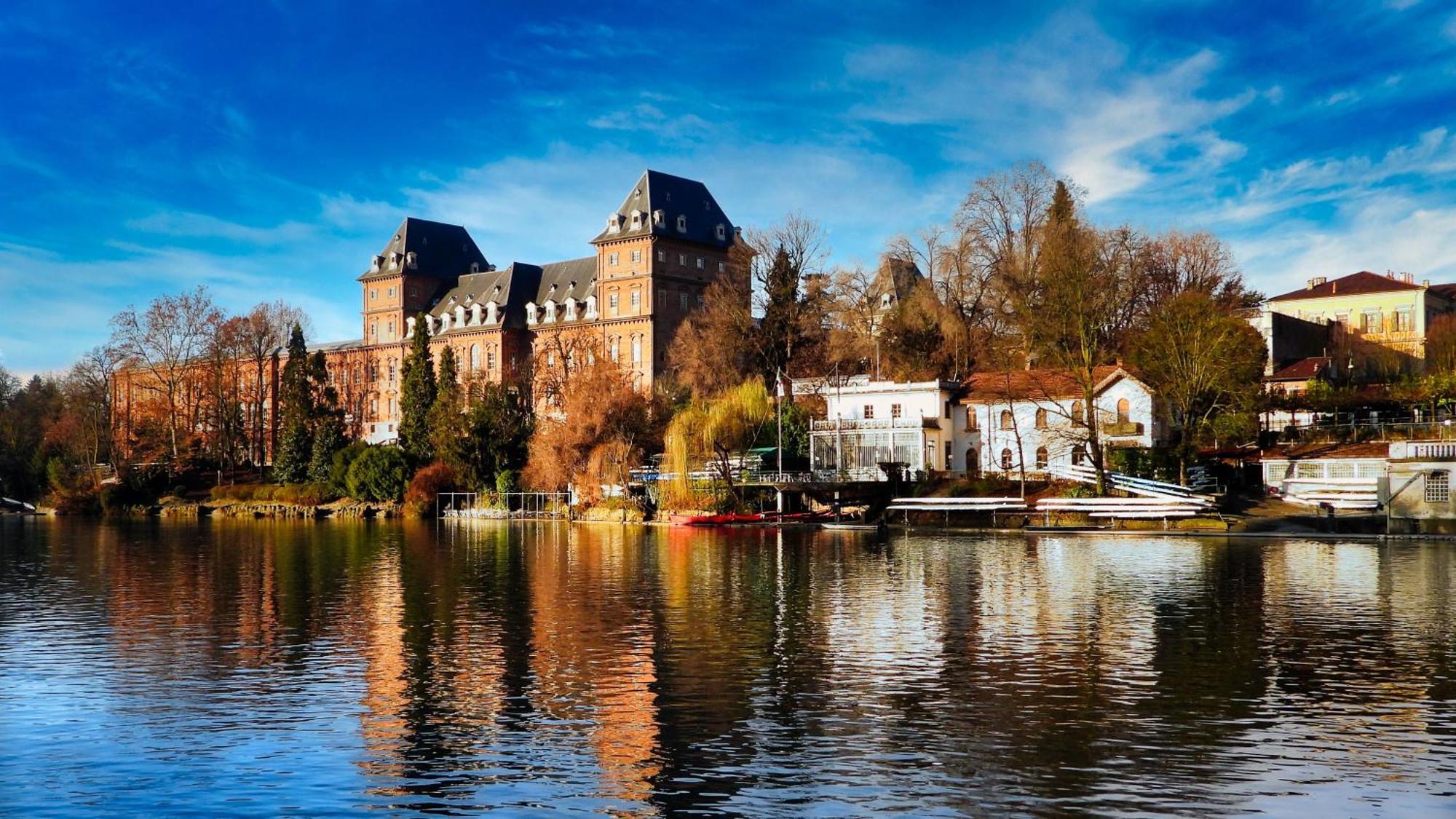 Appartamento Nuovissimo E Elegante Turijn Buitenkant foto